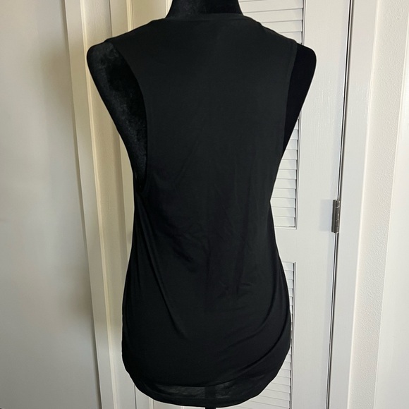 Childless Cat Ladies Against Fascism Black Cat Flower Graphic Tank Top Sz Medium - Picture 4 of 8